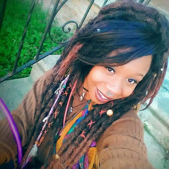 Meet your Posher, Rejeena - Picture 1 of 1